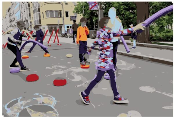 Kinder spielen auf einer abgesperrten Straße.